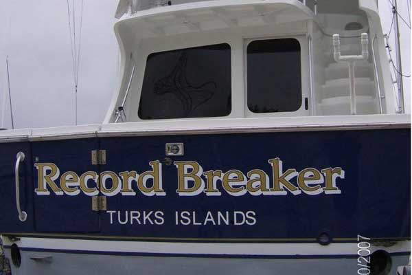 Yacht Signs, Graphics and Lettering