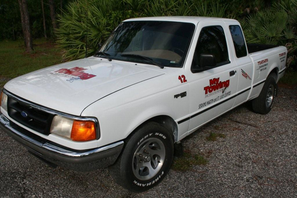 Truck Signs, Graphics and Lettering